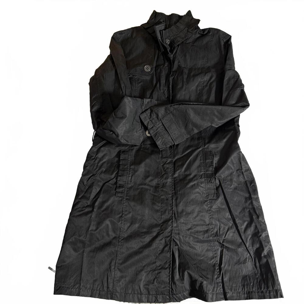 Y2K  ABS Silver Label Black Trench/Rain Coat. Snap Front Pleated Collar‎ Size M